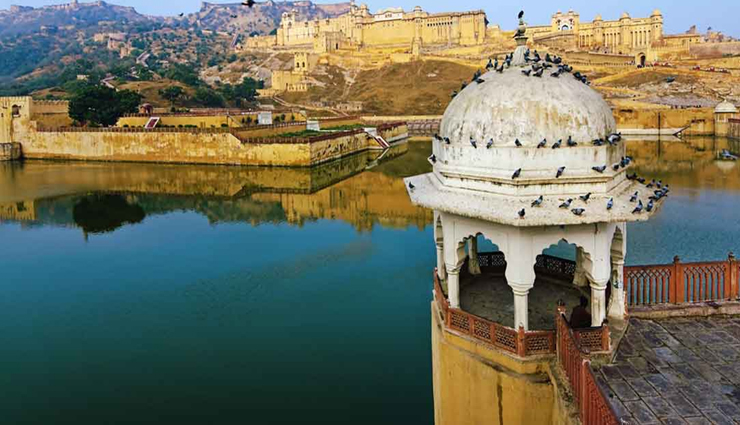 10 Popular Tourist Places To Visit Near Jaipur