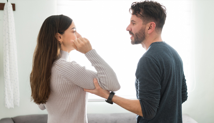 signs of toxic people,toxic behavior in relationships,how to spot a toxic person,toxic personality traits,signs of a toxic friend,toxic people characteristics,toxic relationships,how to deal with toxic people,emotionally toxic traits,toxic people red flags,recognizing toxic behavior,toxic friends signs,avoiding toxic people,traits of a toxic person,emotionally draining people