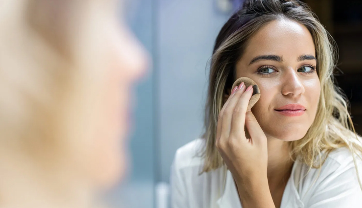 diy skin detox,remove toxins from skin,natural skin detox remedies,homemade skin cleansing,detoxifying face masks,how to detox skin naturally,clear skin home remedies,skincare detox tips,toxin-free skincare,deep cleanse skin at home