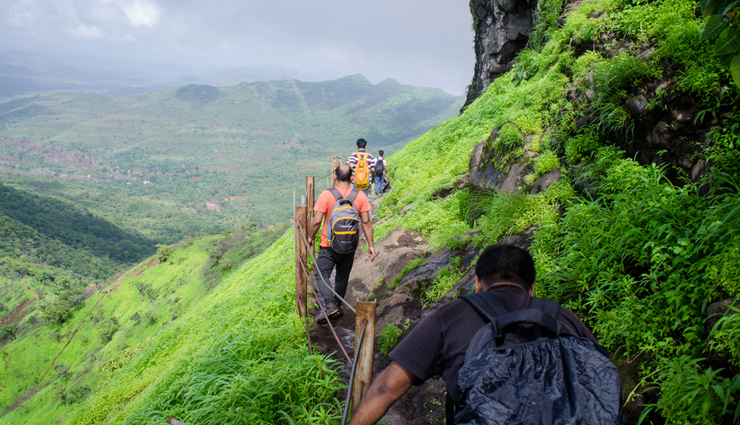 उठाना चाहते हैं ट्रैकिंग का आनंद, बनाए महाराष्ट्र के इन 8 रोमांचक किलों का प्लान 