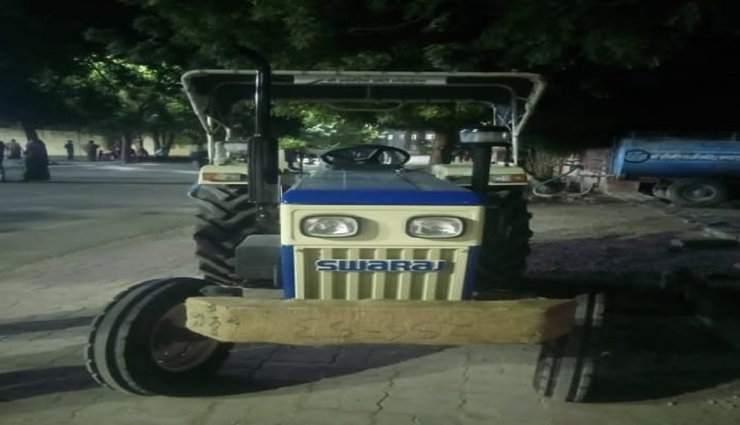 श्री सांवलिया सेठ के दरबार में भक्त ने चढ़ाया ट्रैक्टर, पत्नी की आखिरी इच्छा के लिए उठाया कदम 