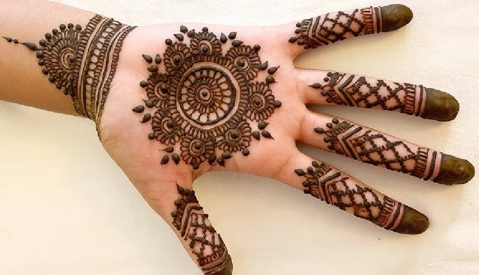 नवरात्रि 2025: माता-रानी को प्रसन्न करने के लिए हाथों को सजाएं ये खास मेहंदी डिज़ाइन, जो बढ़ाएंगी आपकी खूबसूरती navratri mehndi designs,hand mehndi patterns,traditional mandala mehndi,floral mehndi design,arabic mehndi,leaf mehndi design,full hand mehndi,mehndi tips,festive mehndi ideas,stylish mehndi for women
