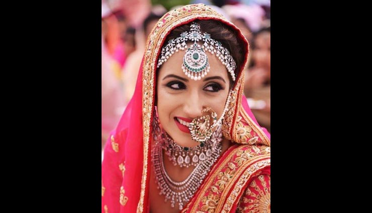 navratri 2019,ethnic nose rings,stylish nose rings,fashion tips,latest fashion trends