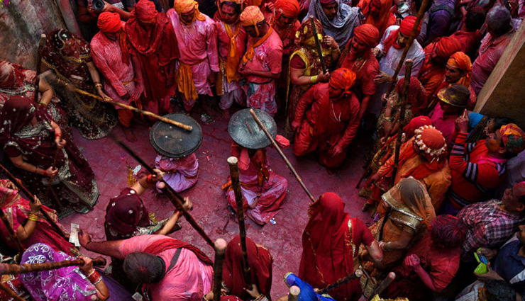 5 Unique Customs in India That Will Amaze You