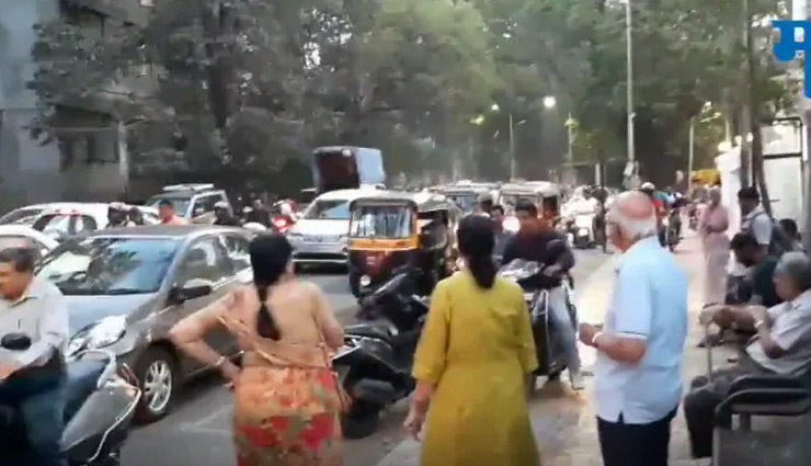 pune,traffic aunty,traffic,traffic rule,weird news