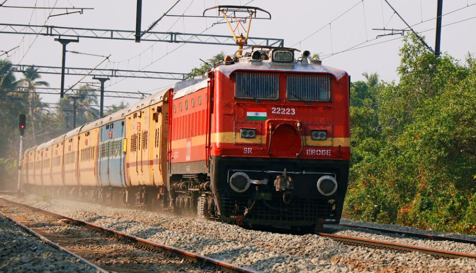 RRB : जल्द शुरू होने वाली है 2569 पदों के लिए आवेदन प्रक्रिया, भर्ती के बारे में ये बातें भी जानें