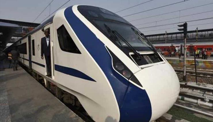 नई दिल्ली-वाराणसी रूट पर ट्रेन-18 जल्द, 755 किलोमीटर की दूरी 8 घंटे में तय करेगी, शताब्दी से 40-50 फीसदी ज्यादा होगा किराया 