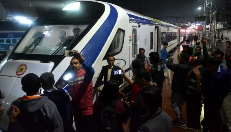 train,engineless train,delhi to katra train,vaishno devi,news,news in hindi ,वैष्णो देवी,ट्रेन,दिल्ली से कटरा ट्रेन