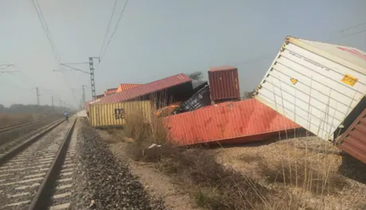 हरियाणा के महेन्द्रगढ़ में बड़ा ट्रेन हादसा, पटरी से उतरी मालगाड़ी