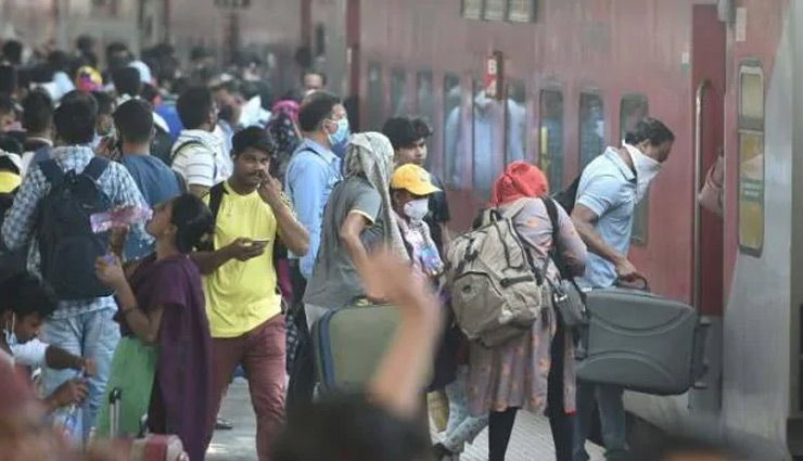 मजदूरों की घर वापसी के लिए तेलंगाना से झारखंड के बीच चलाई गई 24 कोच वाली स्पेशल ट्रेन