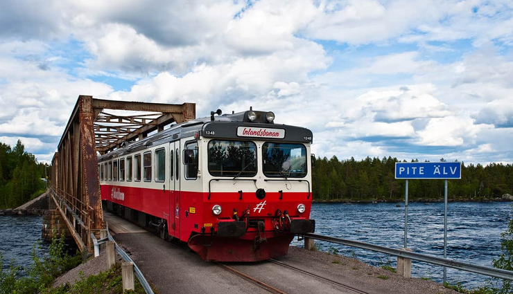 semmering line in austria,cinque terre in italy,flam railway in norway,rhine valley line in germany,west highland line in scotland,linha do douro in portugal,inlandsbanan in sweden,train rides in europe,europein many ways,trains are simply the best way to travel. they are more environmentally friendly than flying,more relaxing than driving and more comfortable than buses. you have space,can move around,and (if available) go for a bite in the dining cart.

and is there anything more romantic than travelling by train? train travel conjures up images of elegance and class,of leisurely making your way through beautiful scenery and watching the landscape roll by. with train travel,it’s all about the journey,not just the destination.

some train rides are an event in their own right. they take you through breathtaking landscapes filled with mountains,valleys,rivers,and picturesque villages. and all you have to do is sit back,look out the window and enjoy the ride.