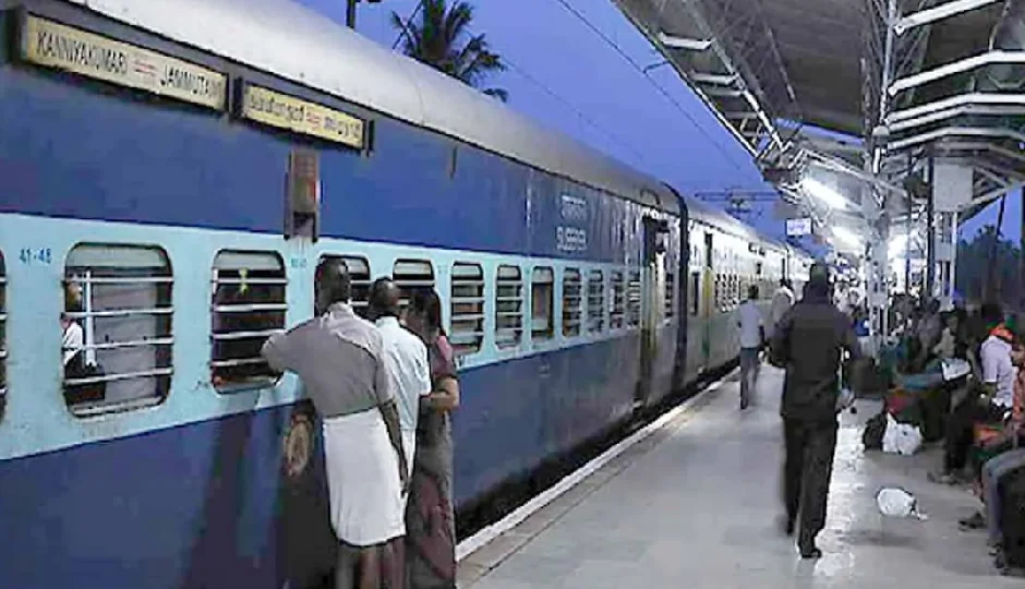 जहां से टिकट लिया, वहीं से ट्रेन में चढ़ना होगा, रेलवे नियमों में करने जा रहा बड़ा बदलाव