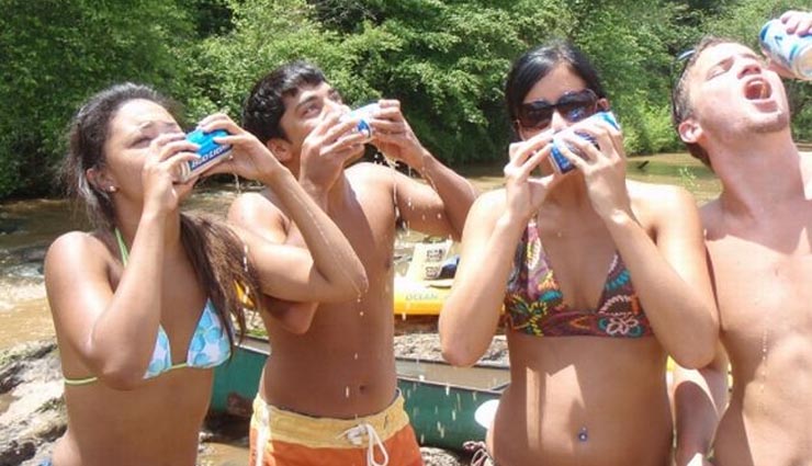 traits of bad girls,bad girls according to society,qualities of a bad girl,bad girls,girls in society,what are the traits of bad girls