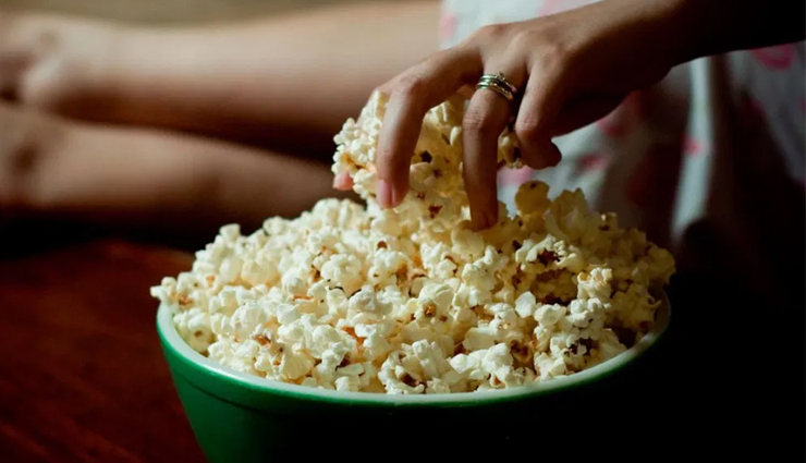 cholesterol mistakes you must avoid,cholesterol control,cholesterol mistakes,skimping on exercise,going fat-free,skipping regular checkups,carry the weight around the waist,eating too much junk food,not weeding out sugar and alcohol from diet,not being regular with cholesterol medication,dieting off and on,having your cholesterol medications with juice,a diet rich in saturated and trans fats,Health,Health tips