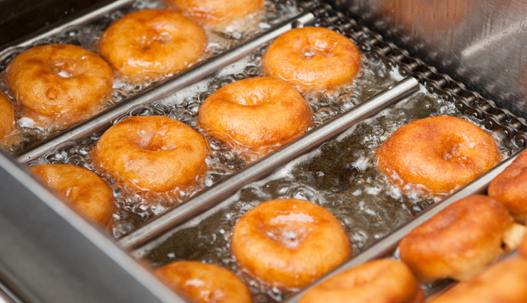 diabetes-friendly diet,managing blood glucose levels,foods to avoid with diabetes,saturated fats and insulin resistance,trans fats and diabetes risks,white carbohydrates and blood sugar spikes,impact of fried foods on diabetes,moderation in alcohol consumption for diabetes,processed meats and sodium intake,red meat and heart disease in diabetes,packaged cookies and blood sugar levels,high-sodium foods and blood pressure,breakfast cereals and insulin levels,dried fruits and sugar content,added sugar and blood sugar spikes,soda and energy drinks in diabetes