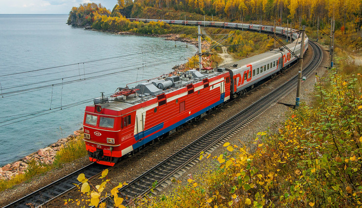 train journeys,beautiful train journeys,rain journeys around the world,travel