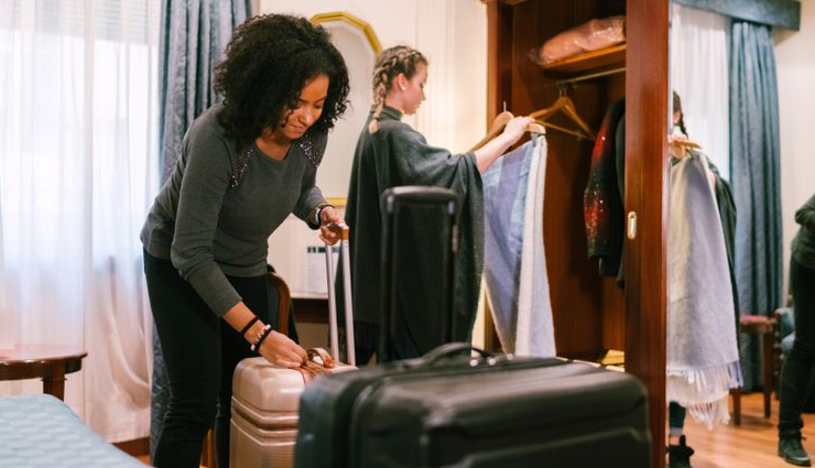 signs of addicted to travel,addicted to travel,travel tips