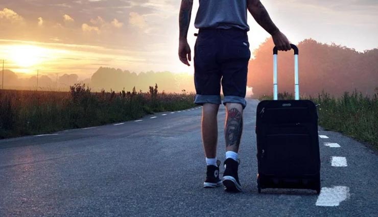 अगर यात्रा पर जाते समय दिखाई दे ये चीजें, तो समझ जाइए मिलने वाली है सफलता