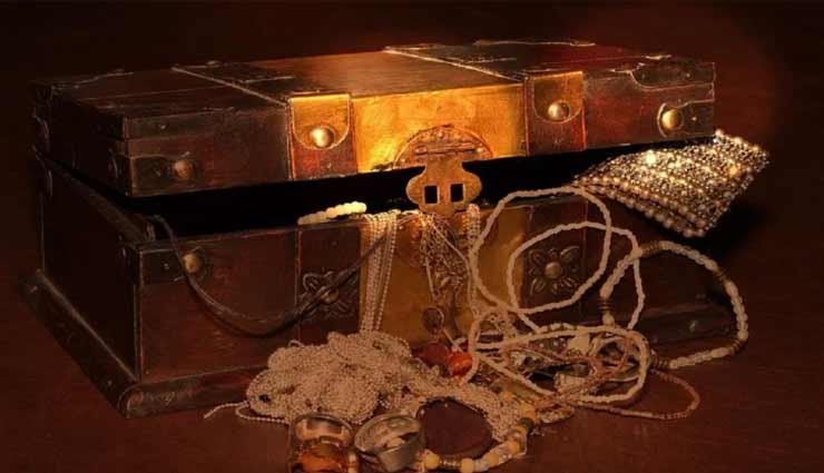 रहस्यमयी हैं पद्मनाभस्वामी मंदिर का सातवां दरवाजा, क्या है इसके पीछे की कहानी weird news,weird information,padmanabhaswamy temple,7th door mystery