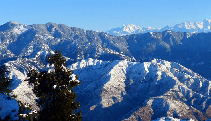 treks to take from delhi,beautiful treks,adventurous treks,triund trek,nag tibba trek,kedarkantha trek,har ki dun trek,bijli mahadev trek