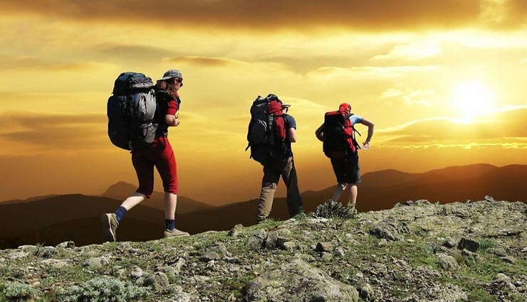 ट्रेकिंग के दीवानों को पसंद आएंगे भारत के ये 4 ट्रेक, रोमांच के साथ प्राकृतिक खूबसूरती का नजारा