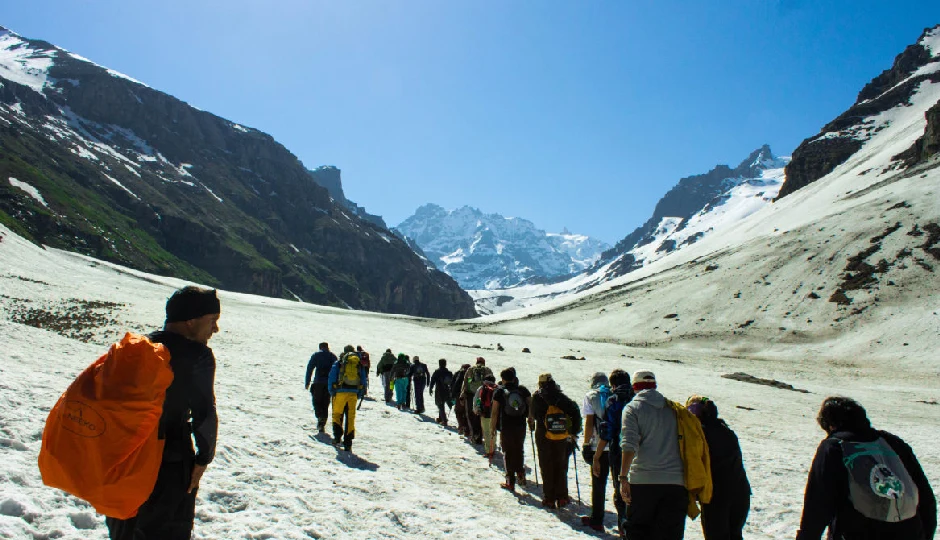 दुनिया के 7 सबसे खतरनाक ट्रेक, जहां एक गलत कदम बन सकता है जानलेवा
