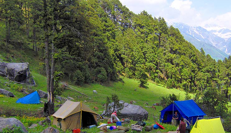 himachal pradesh,trekking in himachal pradesh,best places for trekking in himachal pradesh,kheerganga trek,malana village trek,beas kund trek,chandrakhani pass trek,jakhu temple trek,prashar lake trek,hampta pass trek,triund trek,pin parvati pass trek