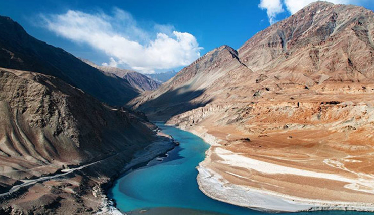 trekking in north india,places for trekking,dodital trek,baraadsar lake trek,kalindikhal pass trek,ripchar valley,darcha-padum trek