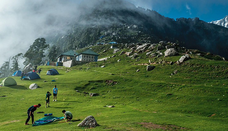 himachal pradesh,trekking in himachal pradesh,best places for trekking in himachal pradesh,kheerganga trek,malana village trek,beas kund trek,chandrakhani pass trek,jakhu temple trek,prashar lake trek,hampta pass trek,triund trek,pin parvati pass trek