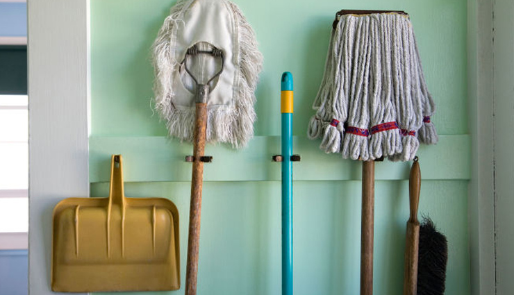 household tips,5 easy housekeeping tricks,easy tips to clean house,how to keep house clean,easy trick for housekeeping