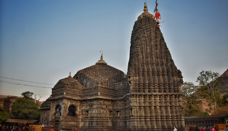 lord shiva temples,shiva temples india,panch kedar temples,jyotirlinga temples,kashi vishwanath temple,somnath temple,amarnath temple,rameshwaram temple,mahakaleshwar temple,kedarnath temple,grishneshwar temple,mallikarjuna temple,omkareshwar temple,famous hindu temples,spiritual destinations india,sacred sites in india,shiva pilgrimage places,iconic hindu shrines,religious heritage india,indian temple tourism