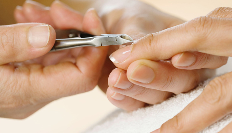 pedicure at home,easy steps to do pedicure at home,step-by-step pedicure,pedicure tips,pedicure tips,beauty tips,beauty tips