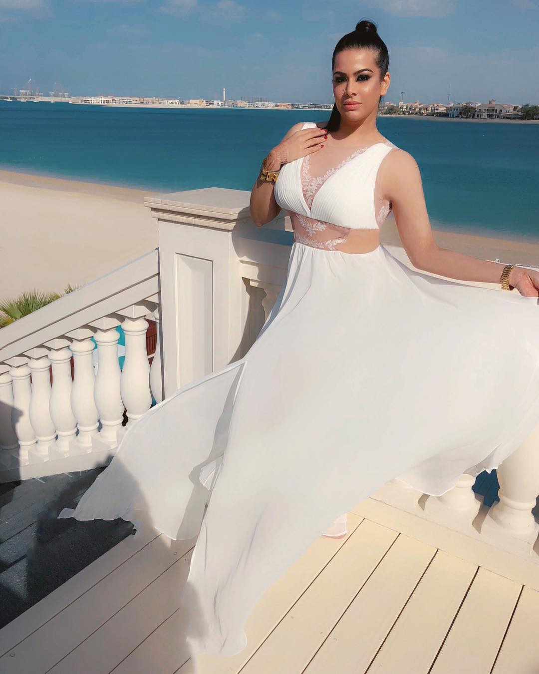 bollywood,trishala dutt,viral photo,sanjay dutt,gossips,entertainment