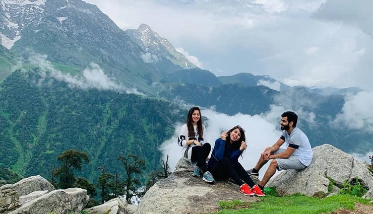 त्रिउंड : आंखों में बस जाएगी सुंदरता, है प्रसिद्ध ट्रेकिंग स्थल भी, जानें-कौनसा साधन सुगम बनाएगा यात्रा