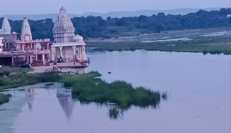 places to visit in bhilwara,bhilwara tourist attractions,historical places in bhilwara,bhilwara rajasthan sightseeing,best places to explore in bhilwara,bhilwara travel guide,bhilwara cultural spots,bhilwara historical forts,bhilwara temples,bhilwara natural beauty