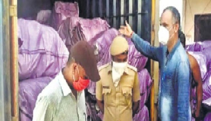 राजस्थान : अधिकारियों ने ट्रक से जब्त किया 50 लाख का पान मसाला, बिल्टी कोयंबटूर की और बिल नागालैंड का