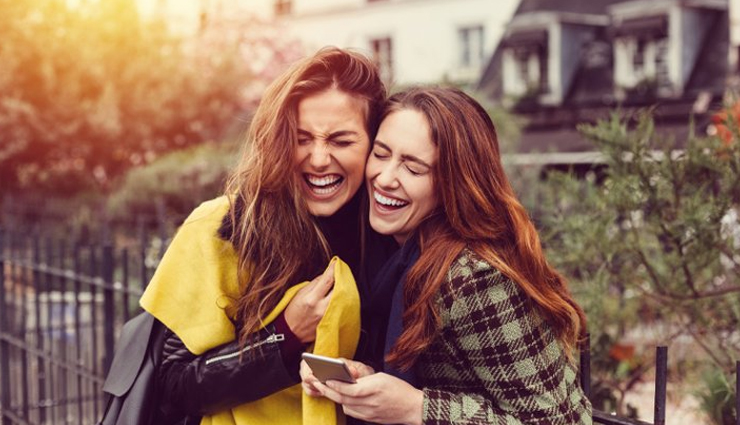 सच्चे दोस्त की पहचान बनती हैं ये खूबियां, इन संकेतों से लगाएं उनका पता Friendship,finding true friends,cultivating friendships,building genuine relationships,tips for finding friends,long-lasting friendships,meaningful connections,socializing,making friends,supportive relationships