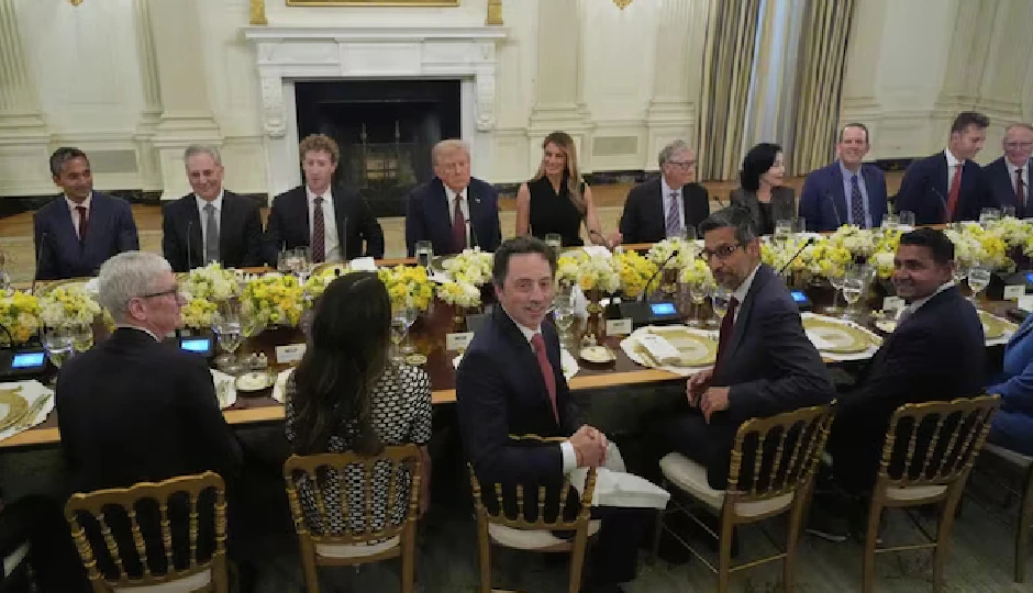 व्हाइट हाउस में ट्रंप ने साधी टेक दिग्गजों से नजदीकी, डिनर से एलन मस्क रहे बाहर