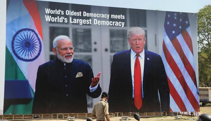 रास्ते में हूं, कुछ ही घंटों में... ट्रंप ने हिंदी में भेजा संदेश