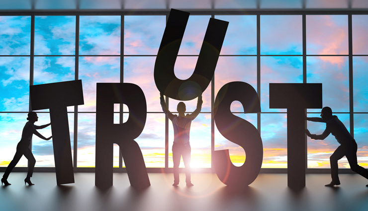 careful,careful who you trust,trust,relationship,relationship tips