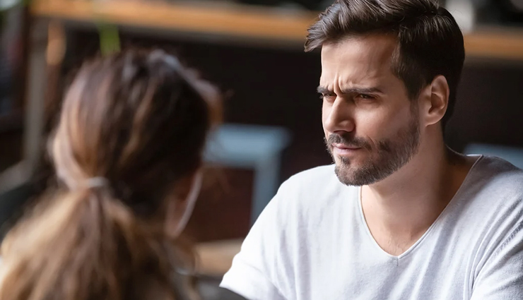 6 Obvious Signs You Cannot Trust The Guy You are Dating