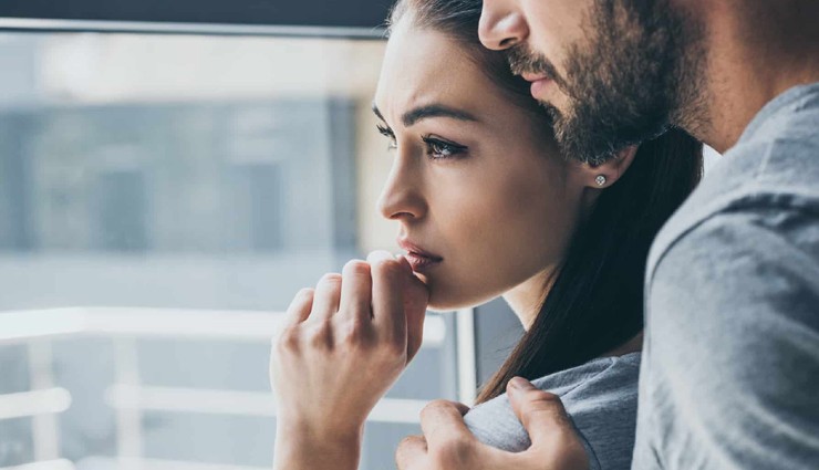 signs of a dishonest partner,red flags in a relationship,warning signs in dating,trust issues in a relationship,behaviors that indicate a lack of trustworthiness,dating someone who is untrustworthy,how to spot a dishonest partner,signs of deception in a romantic relationship,when you should not trust the person you are dating,characteristics of an untrustworthy partner