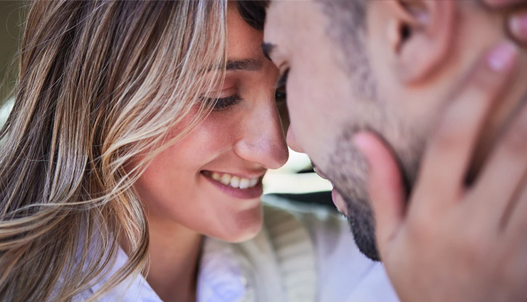 building trust in a relationship,ways to feel closer to your partner,how to trust your partner,emotional intimacy tips,strengthening relationship trust,ways to improve relationship closeness,trust-building exercises,deepening emotional connection,vulnerability in relationships,relationship trust tips