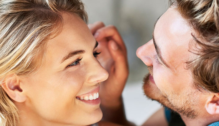 signs of attraction from a guy,how to tell if a guy is attracted to you,male body language attraction,physical signs of attraction from a guy,behavioral cues of attraction from a guy,nonverbal communication of attraction from a guy,signs a guy likes you,understanding male attraction signals,ways to spot a guys attraction to you,clues a guy is attracted to you.