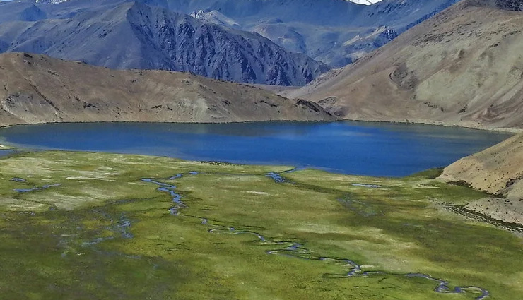 ladakh lakes,tso moriri,tso kar,pangong tso,tso yarab,tso chagar,kyun tso,ryul tso,tso stat,tso lang,tso kiagar,tso mirpal,tso yaye,beautiful lakes in ladakh,travel ladakh,tourist attractions in ladakh,scenic lakes in ladakh,adventure in ladakh,nature in ladakh,high-altitude lakes in india