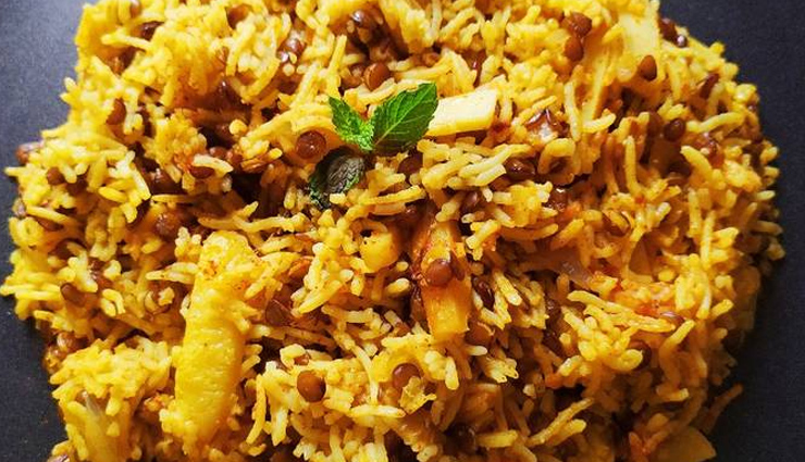 प्राकृतिक सुंदरता के साथ इन पहाड़ी व्यंजनों के लिए भी प्रसिद्ध है हिमाचल प्रदेश himachal pradesh traditional foods,siddu himachal pradesh,madra himachal pradesh,dhaam food himachal pradesh,babru himachal cuisine,chana madra recipe,patande himachali pancakes,chana puri himachal pradesh,kullu trout himachal pradesh,bhey himachal pradesh food,tudkiya bhath himachal cuisine,aloo palda himachali dish,mittha himachal dessert,sepu badi himachal recipe,aktori himachal pradesh delicacy