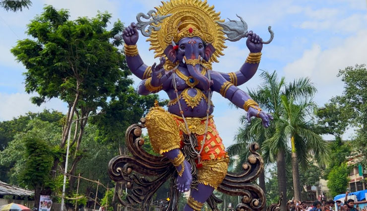 Ganesh Chaturthi 2024 : मुंबई के ये प्रसिद्ध गणपति पंडाल बनते हैं आकर्षण का केंद्र, गणेशोत्सव के मौके पर हो सकते हैं शामिल ganeshotsav 2024 mumbai,ganesh pandals in mumbai 2024,ganesh chaturthi 2024 celebration mumbai,famous ganesh pandals mumbai 2024,mumbai ganeshotsav 2024 events,best ganesh pandals in mumbai,ganeshotsav 2024 mumbai guide,ganesh chaturthi mumbai pandals 2024,ganeshotsav celebration spots mumbai,ganesh chaturthi 2024 mumbai festivities