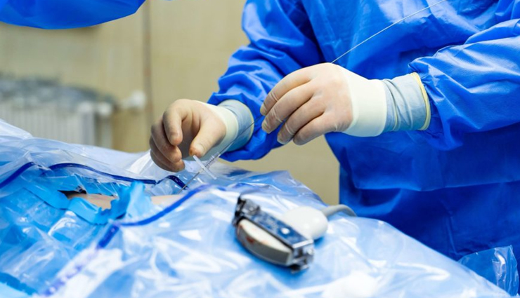 क्यूँ और कैसे होती है गुर्दे (किडनी) की पथरी, जानिये कारण और उपचार causes of kidney stones,kidney stone formation reasons,remedies for kidney stones,how to prevent kidney stones,kidney stone prevention tips