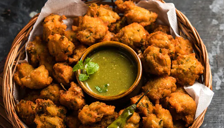 turai ke pakode,turai ke pakode tasty,turai ke pakode delicious,turai ke pakode children,turai ke pakode family,turai ke pakode tea,turai ke pakode snacks,turai ke pakode ingredients,turai ke pakode recipe,ridge gourd