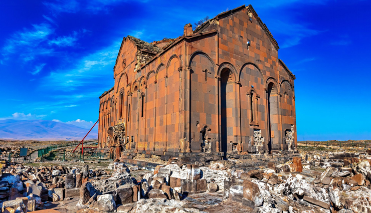 turkey tourist spots,must-visit attractions in turkey,popular landmarks in turkey,turkey travel destinations,top tourist sites in turkey,historical places in turkey,cultural landmarks in turkey,iconic sites to visit in turkey,best places to explore in turkey,turkish tourist highlights